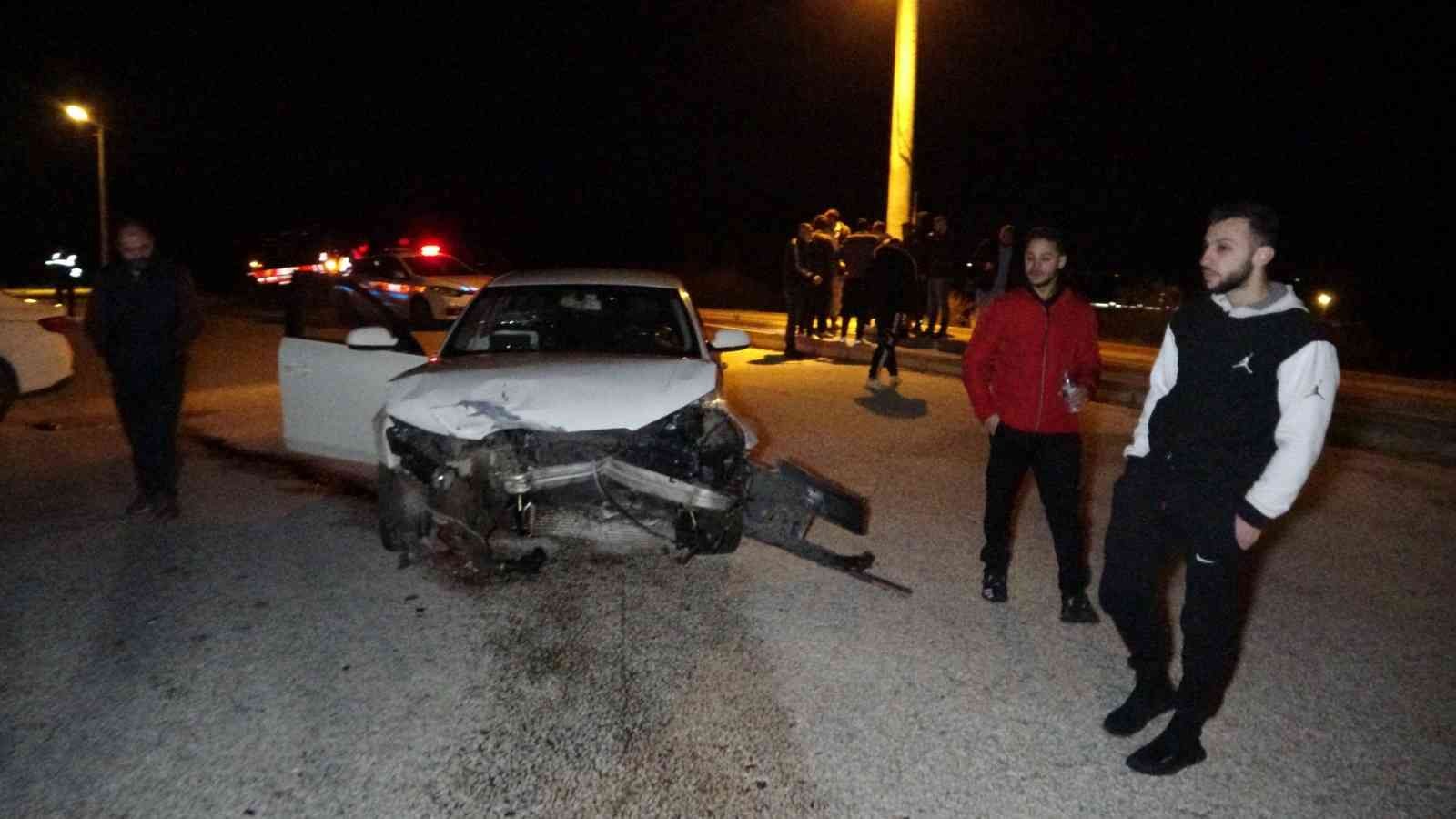 Alkollü sürücü, zincirleme kazaya sebep oldu #antalya