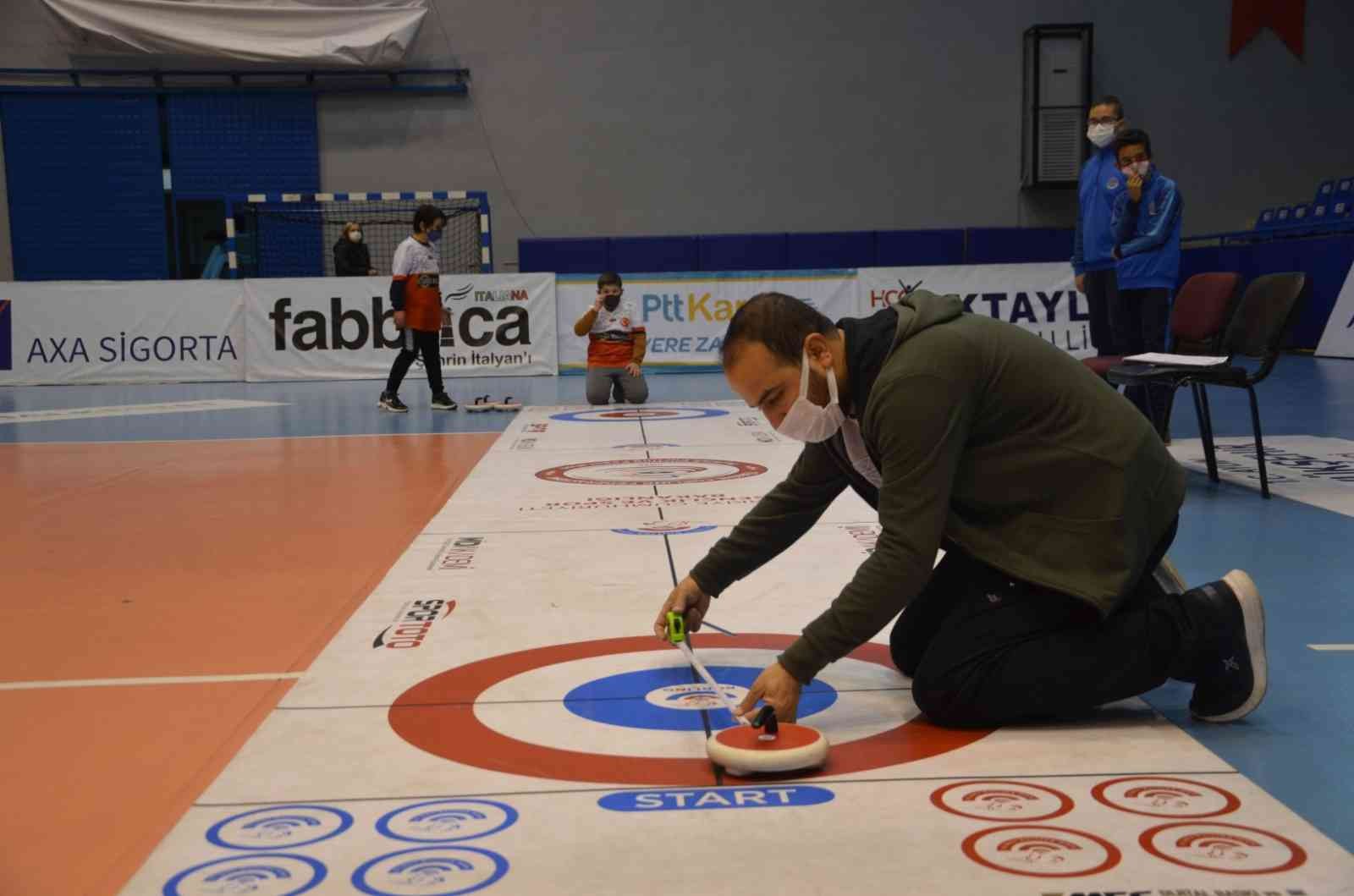 Curling Gençler ve Yıldızlar Turnuvası, start aldı #aydin