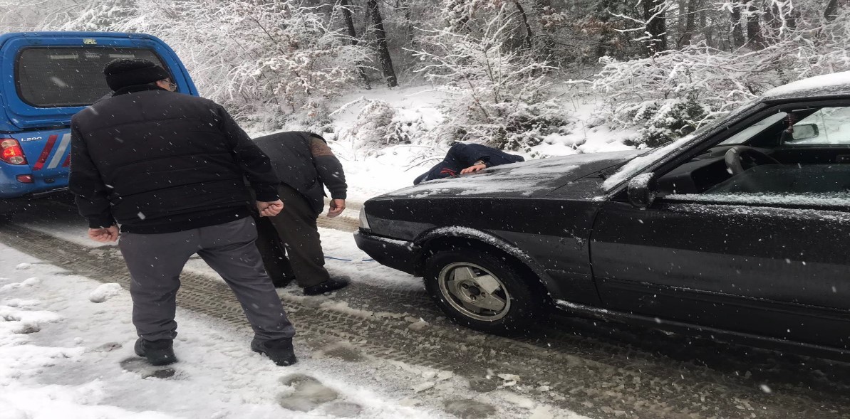Jandarmadan vatandaşlara yardım eli #zonguldak