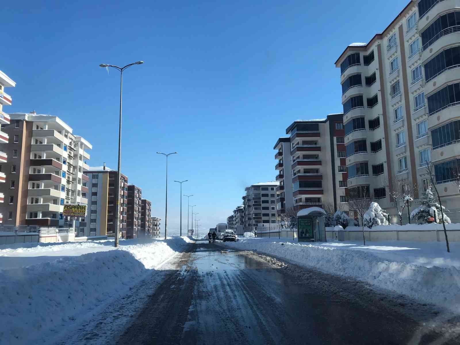 Gaziantep’te karla mücadele sürüyor #gaziantep