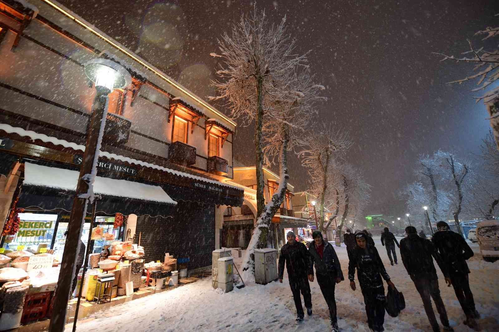 Kahramanmaraş’ta son 20 yılın en yüksek kar yağışı #kahramanmaras