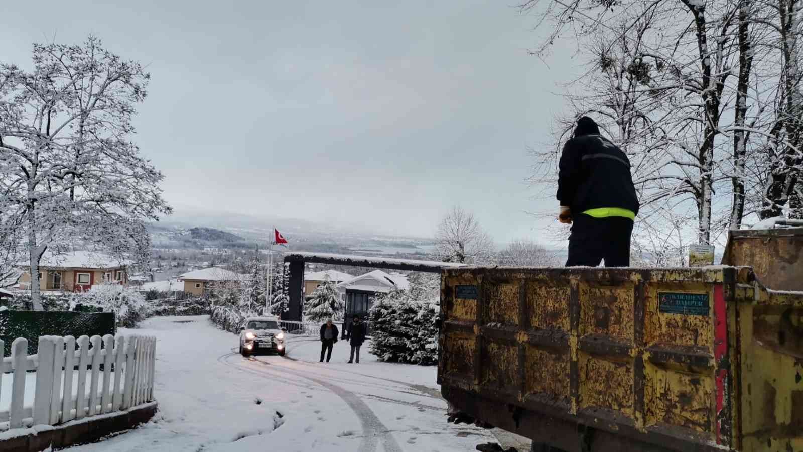 Kartepe Belediyesi kar mesaisinde #kocaeli