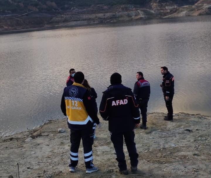Baraj yüzeyindeki ceset ihbarı ekipleri harekete geçirdi #aydin