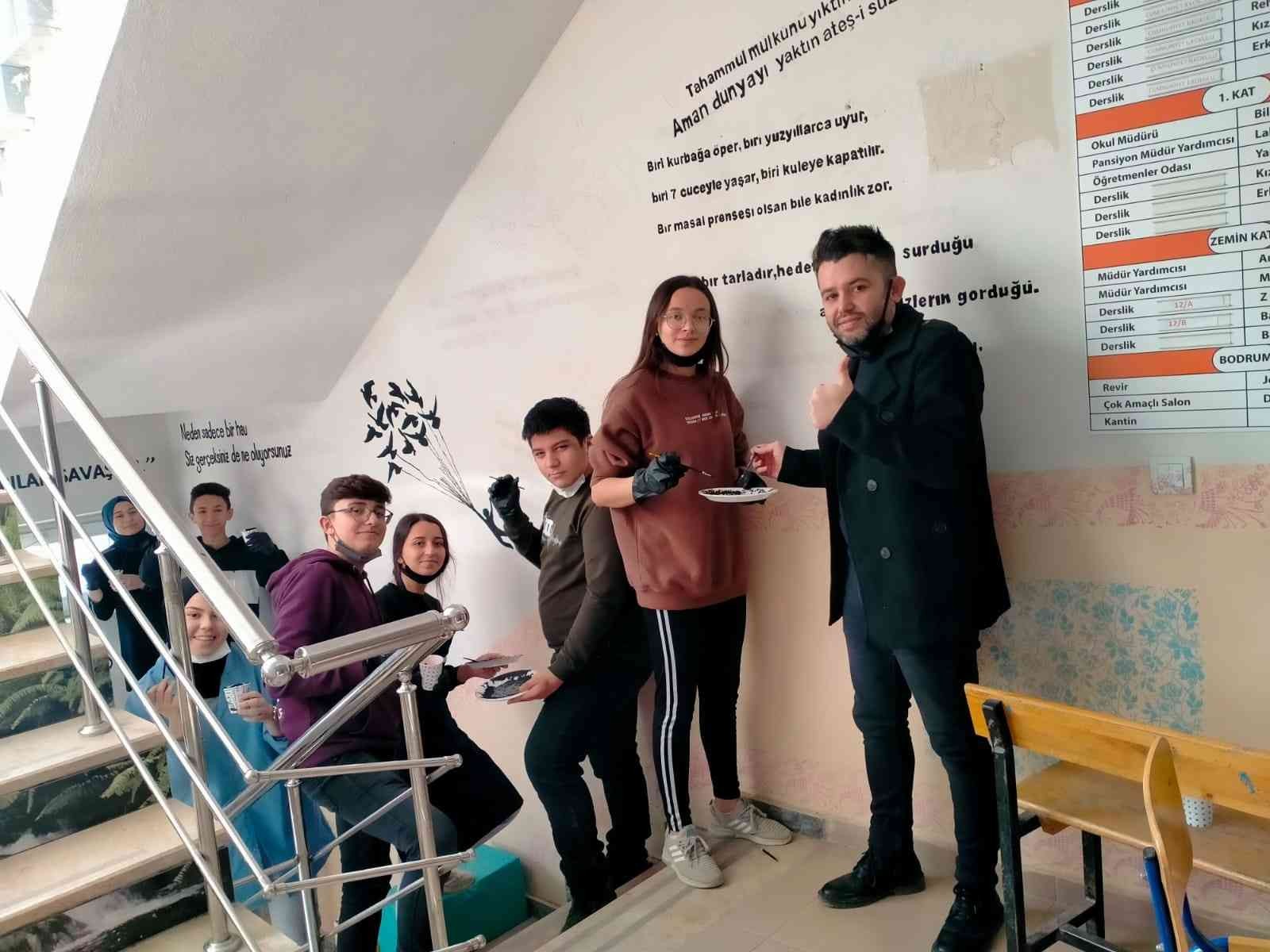 Anadolu Lisesi’nde “Duvarlar Konuşuyor” projesi #kutahya