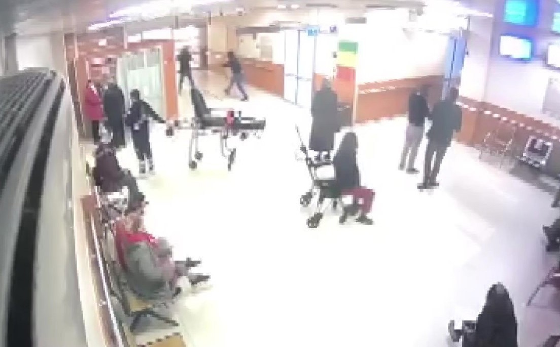 Ataşehir’de hastanedeki silahlı saldırı anı kamerada #istanbul