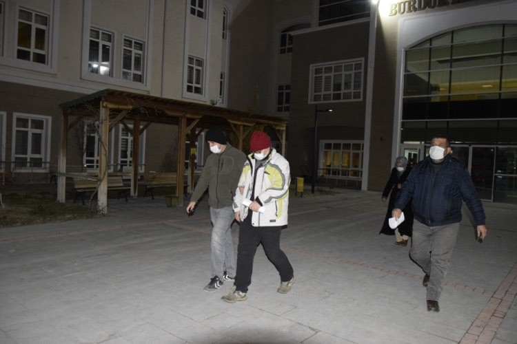 Burdur’da avukatlardan sorumlu FETÖ şüphelileri tutuklandı #burdur