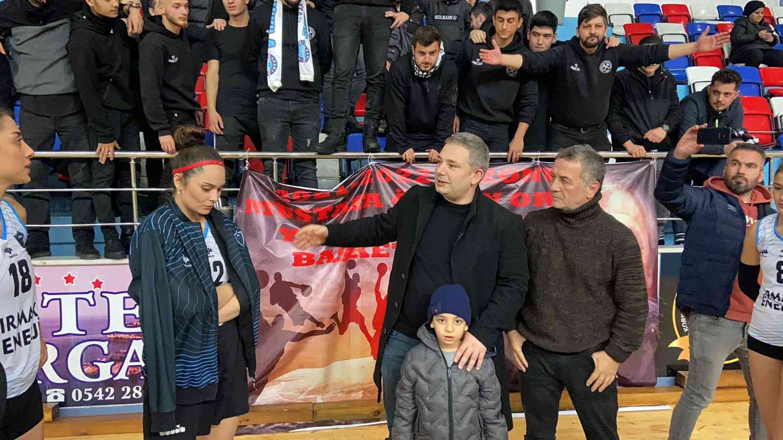 Kadınlar Voleybol 2. Ligi: MFA Zonguldak Spor Kulübü, Kocaeli Gölcük İhsaniyespor’u 3-1 yendi. #zonguldak