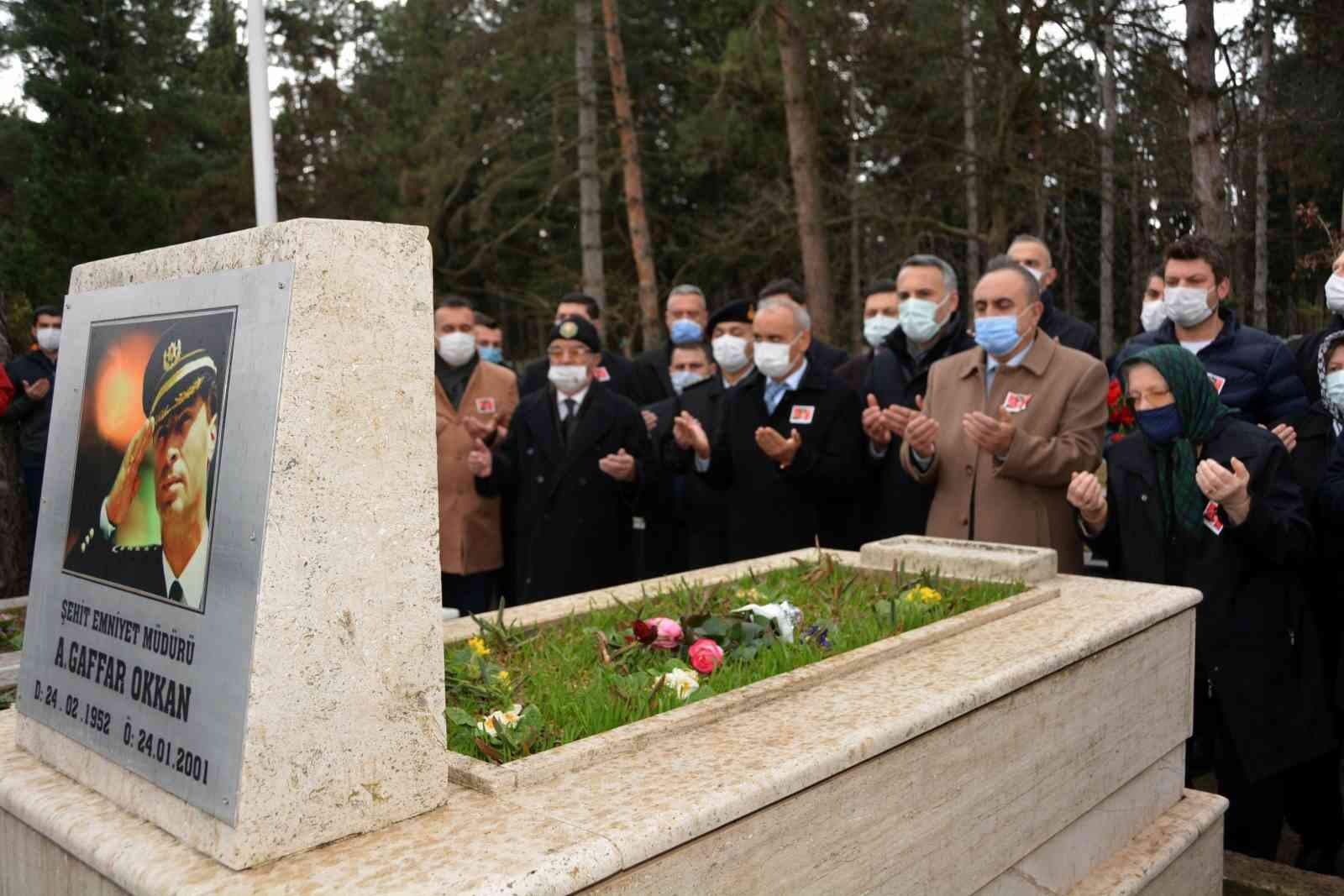 Şehit Gaffar Okkan mezarı başında anılacak