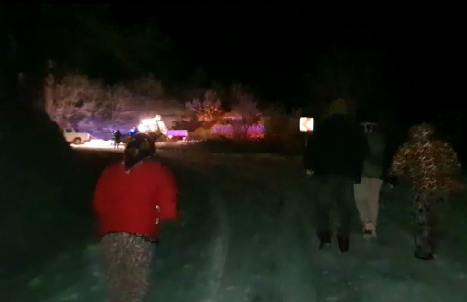 Karda mahsur kalan 15 kişi kurtarıldı #aydin