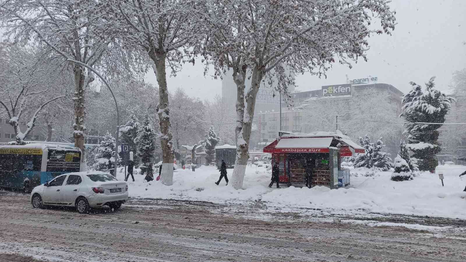 Malatya’da kar etkisini sürdürüyor #malatya