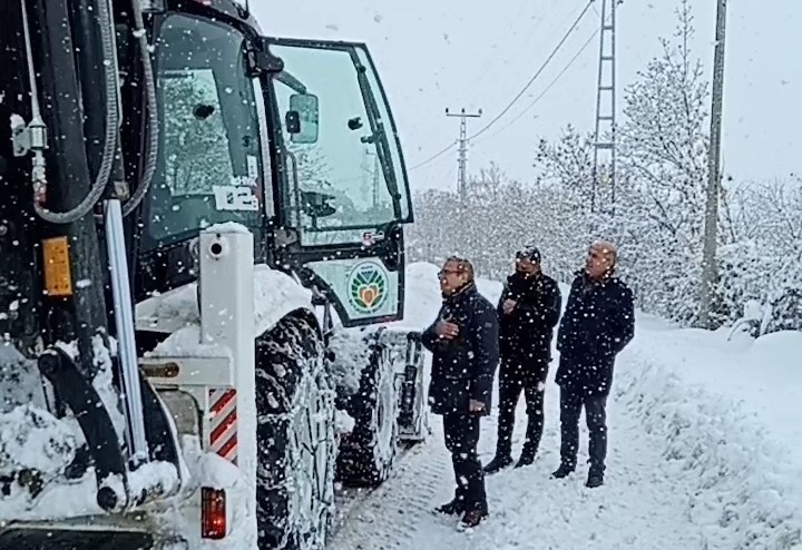 Başkan Kazgan karla mücadele çalışmalarını denetledi #malatya