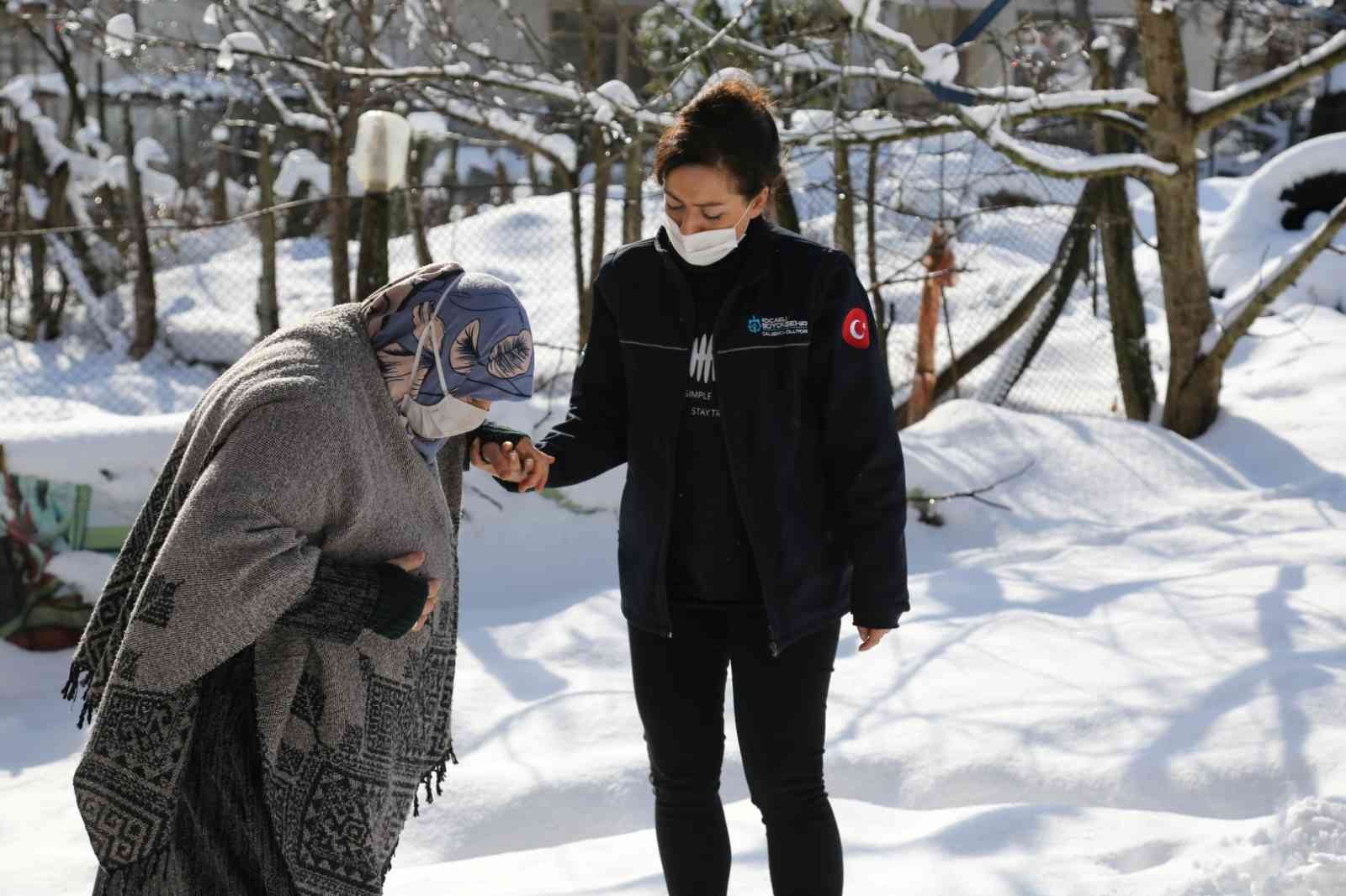 Ayşe Teyze için seferber oldular