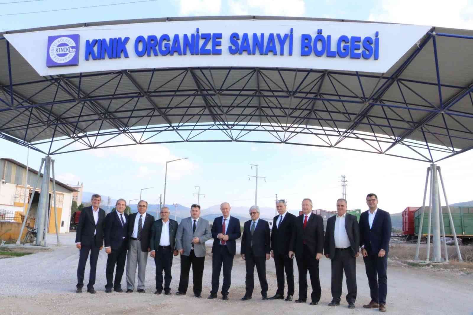Kınık’ta taşımalı doğal gaz devri bitti: Fabrikalara doğal gaz müjdesi #izmir