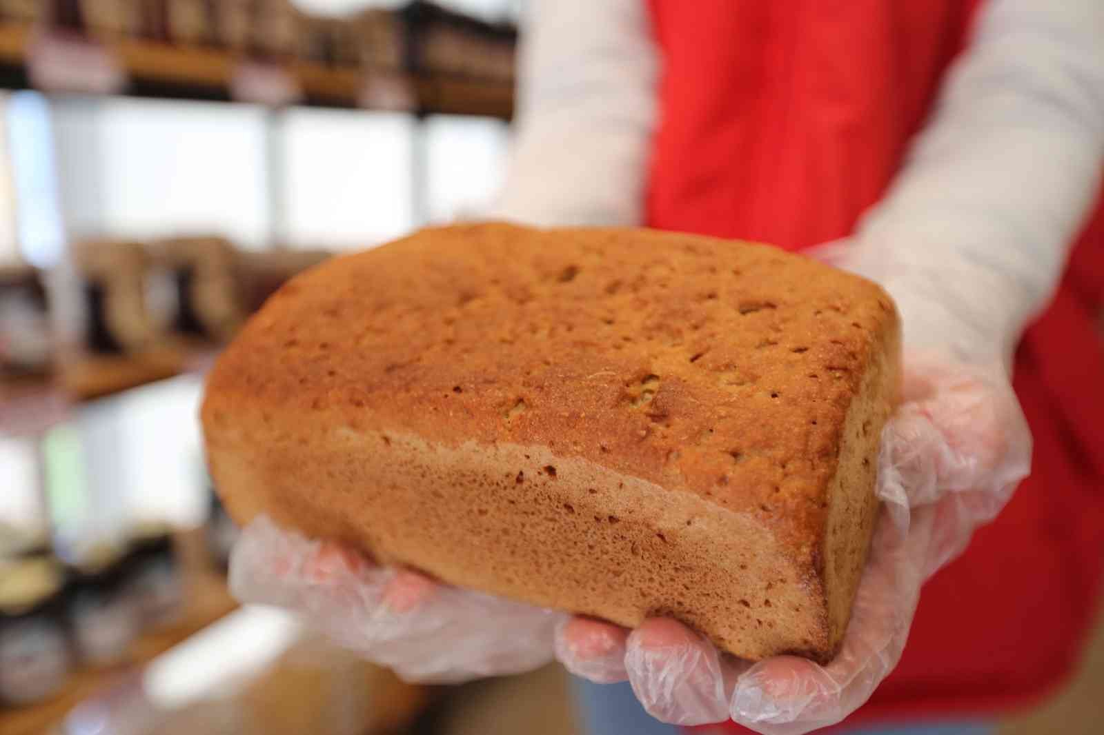 Efeler’in karakılçık ekmeği Efe Bakkal raflarında yerini aldı #aydin