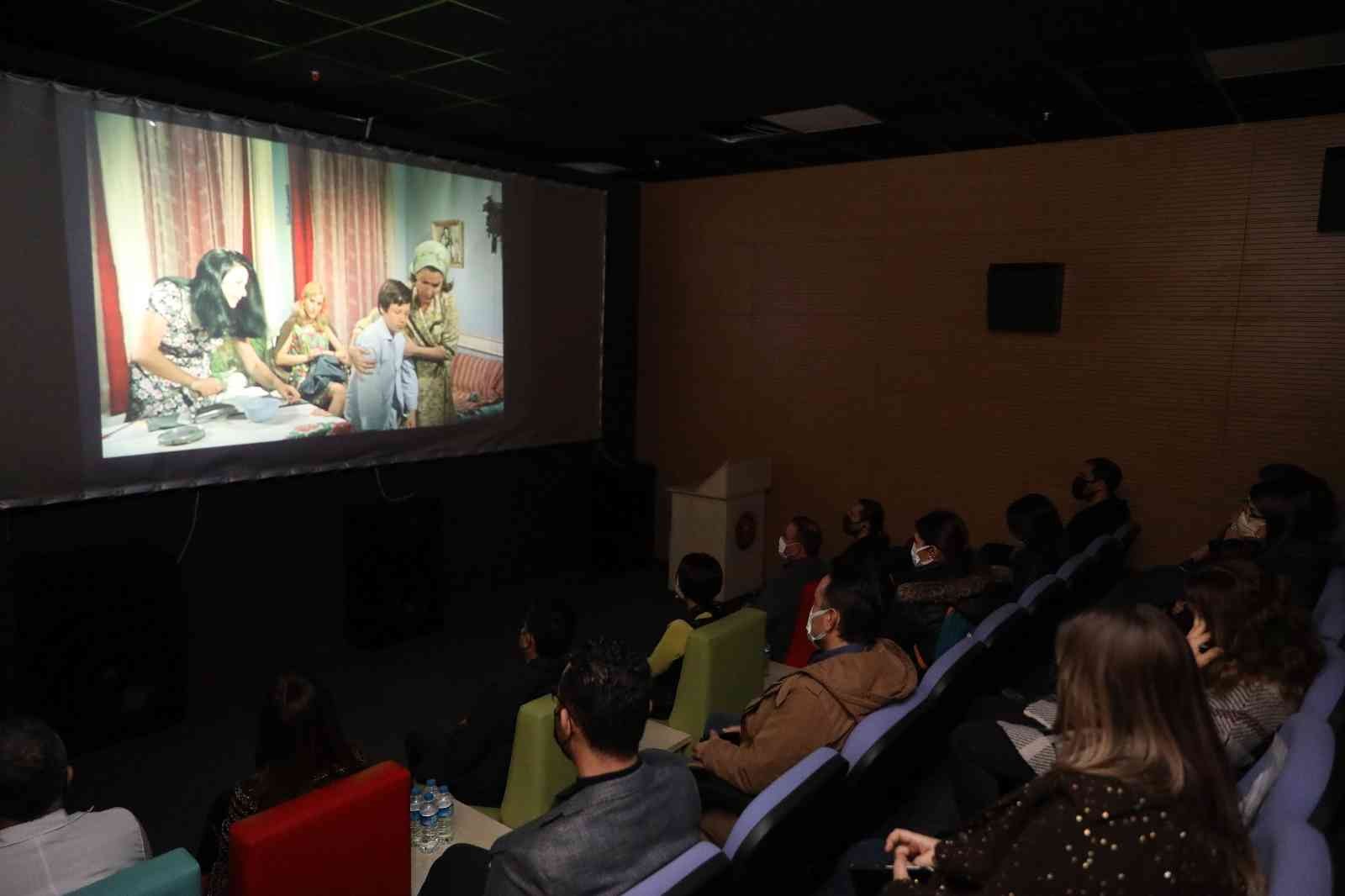 Dokuz Eylül’den Kiraz’a sinema salonu #izmir