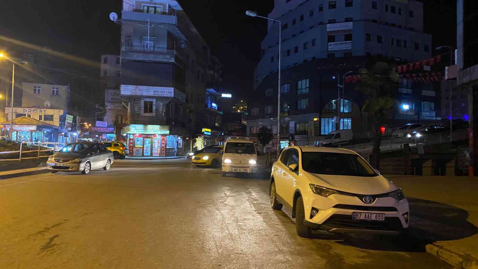 Gazipaşa Caddesi yeniden trafiğe açıldı