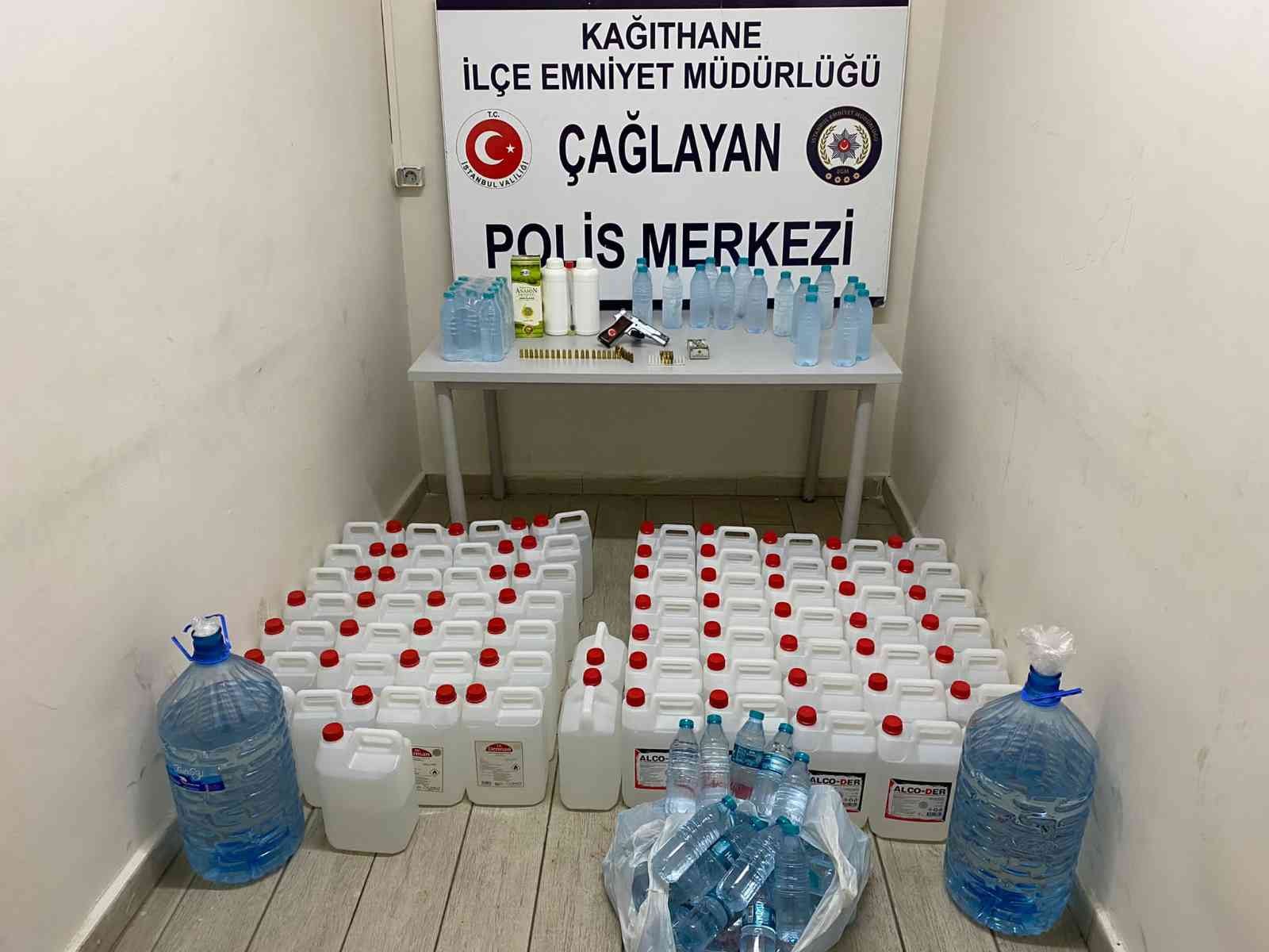 İstanbul’da 400 litre sahte alkol ele geçirildi #istanbul