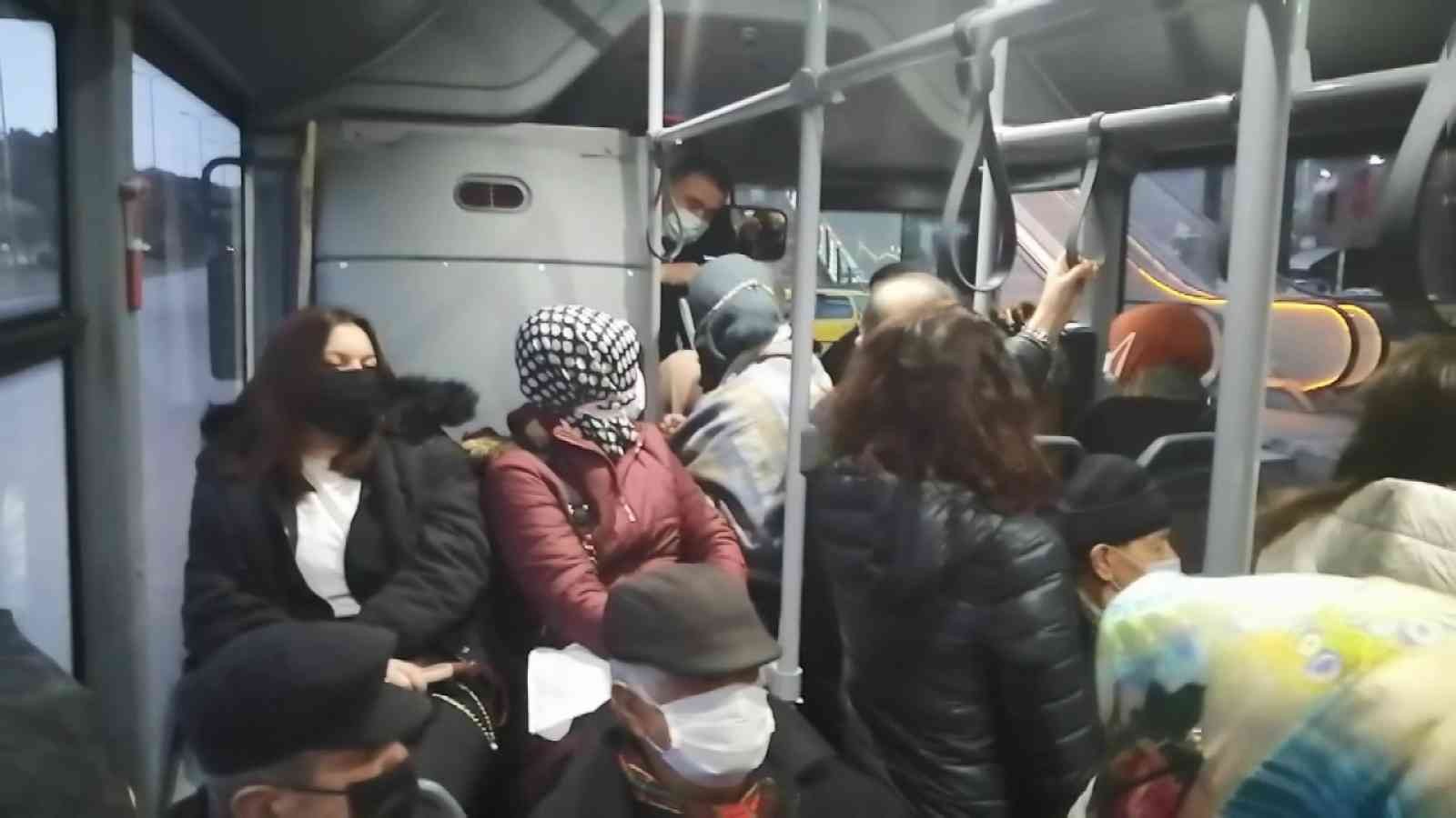 Otobüste maske takmayan kadına yolcular tepki gösterdi #karabuk