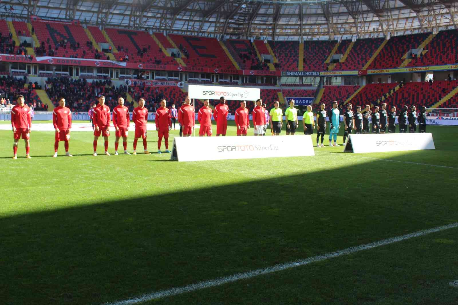 Spor Toto Süper Lig: Gaziantep FK: 2 - Sivasspor: 0 (Maç devam ediyor) #gaziantep