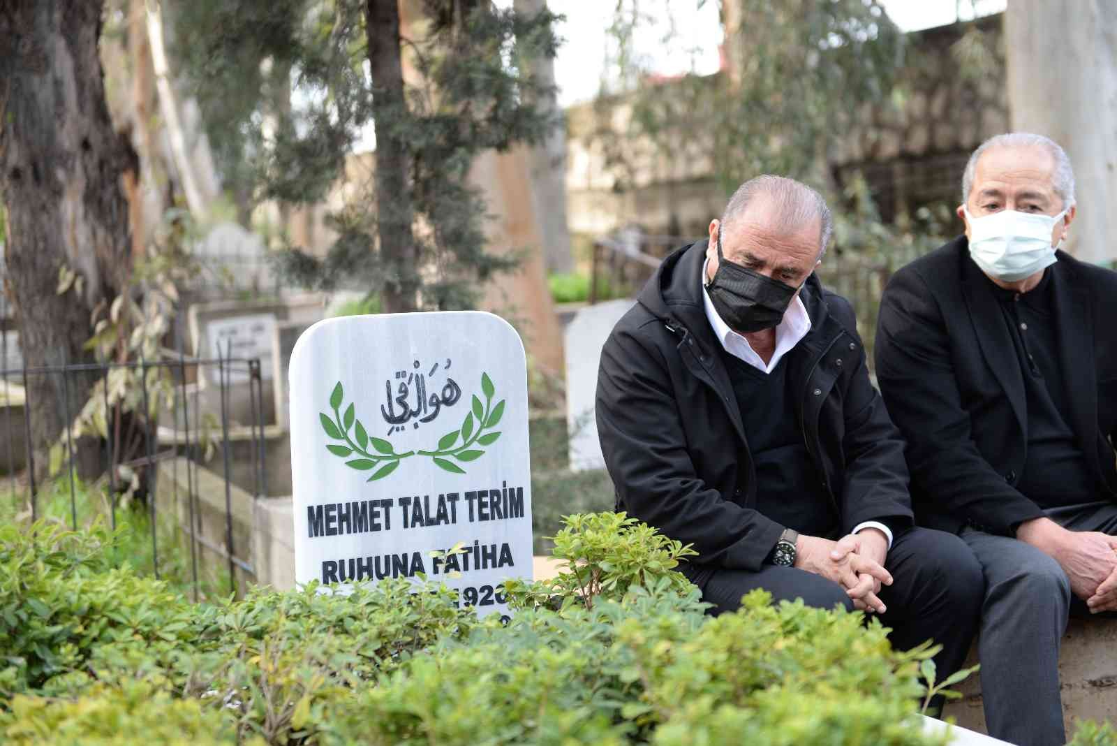 Fatih Terim’in babası Talat Terim dualarla anıldı #adana