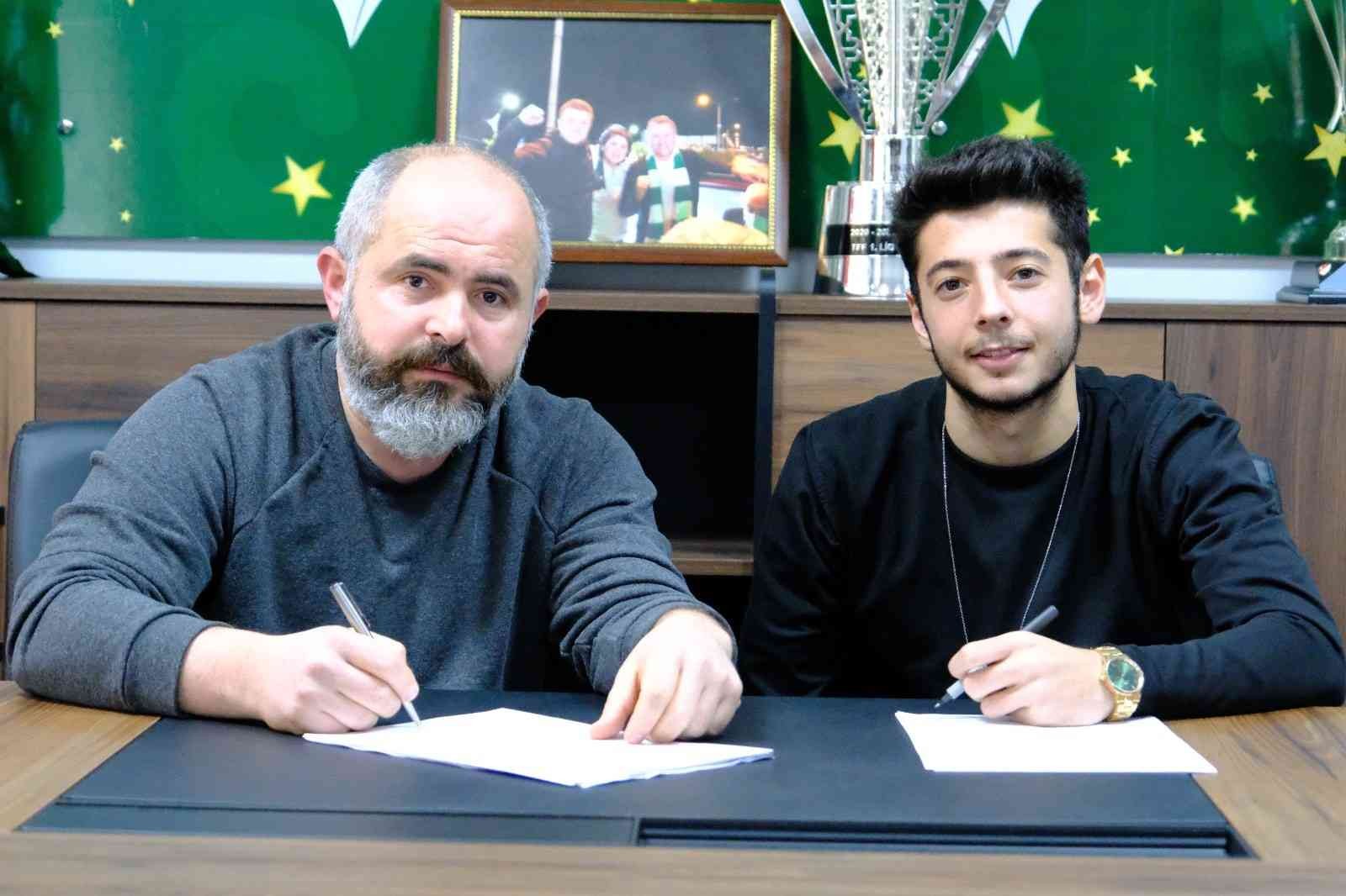 Giresunspor, Muhammed Gümüşkaya ile sözleşme imzaladı #giresun