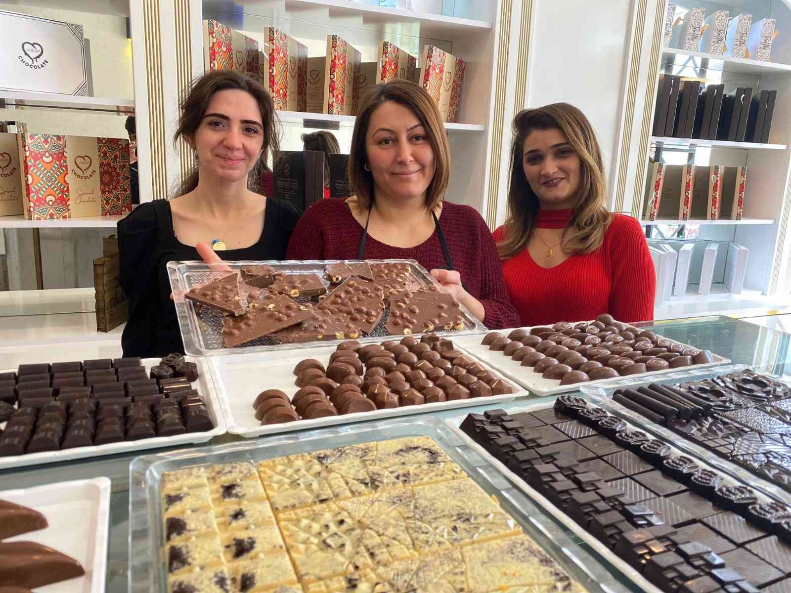 Kadınlar yaptıkları doğal çikolata ile Türkiye’nin ağzını tatlandıracak #diyarbakir
