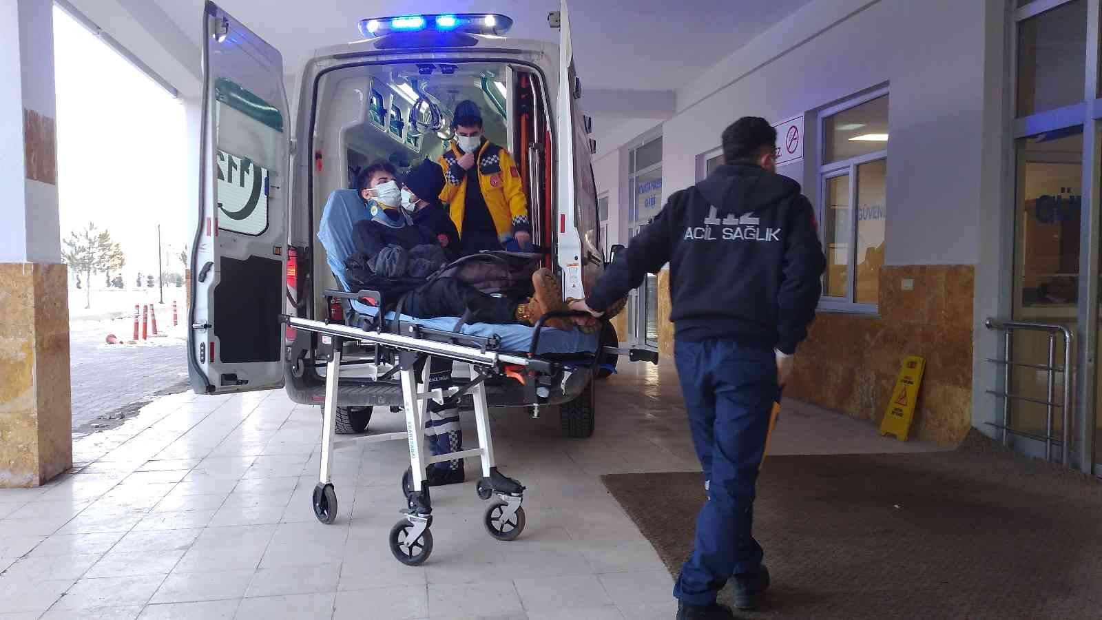 Sivas’ta otobüs kazası: 11 yaralı