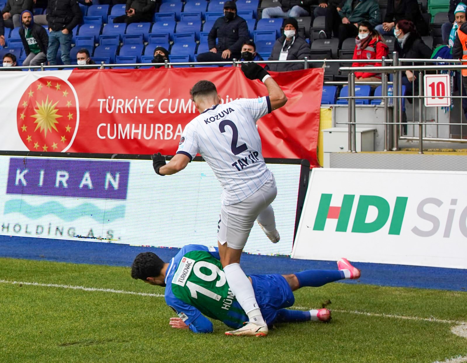Spor Toto Süper Lig: Çaykur Rizespor: 0 - Adana Demirspor: 2 (İlk yarı) #rize