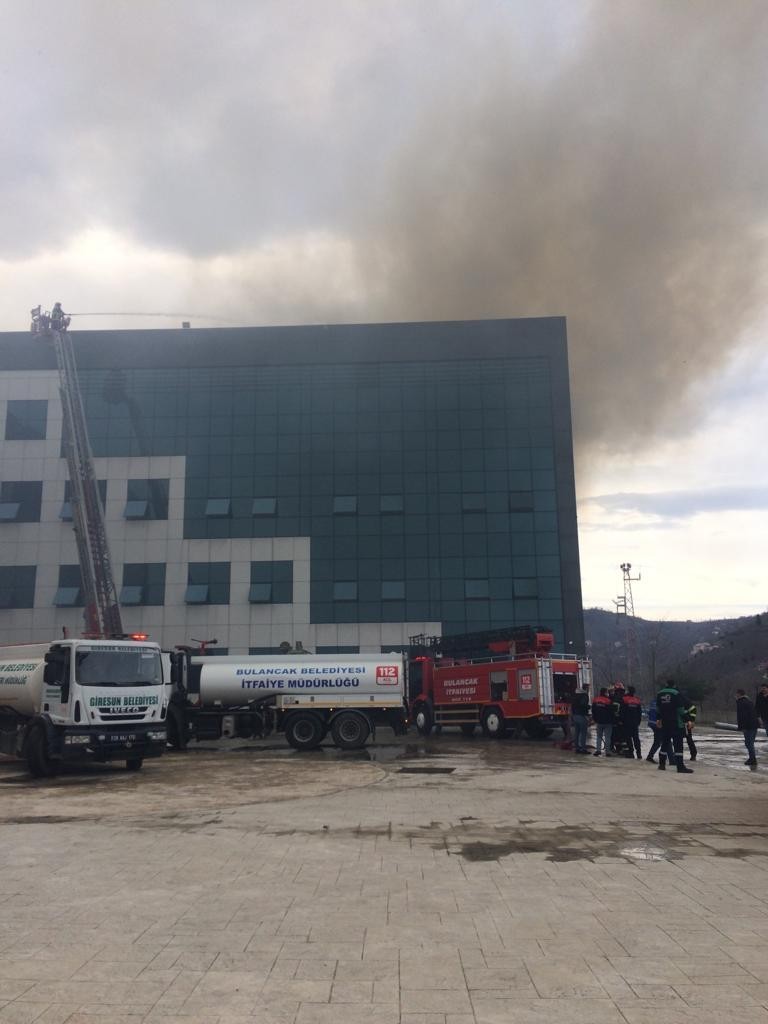 Giresun Üniversitesinde  korkutan yangın #trabzon