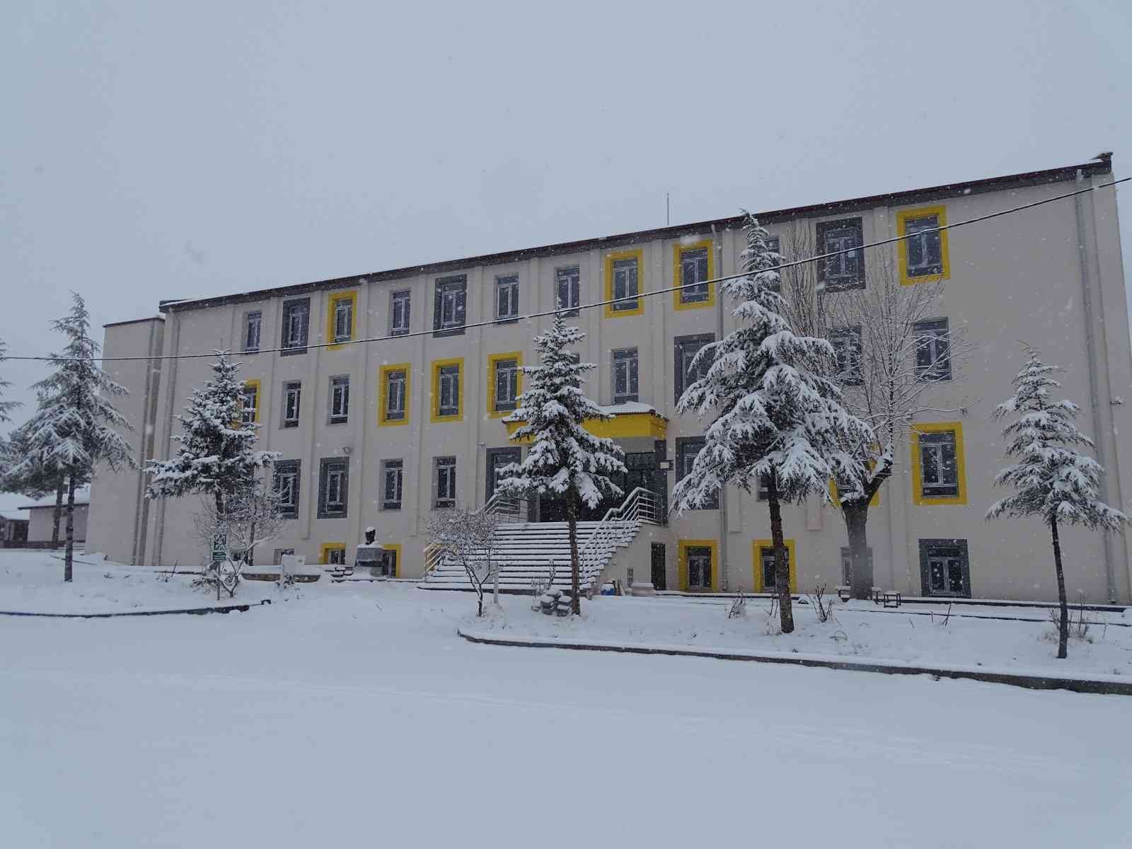 Kütahya’da taşımalı eğitime 1 günlük kar tatili #kutahya