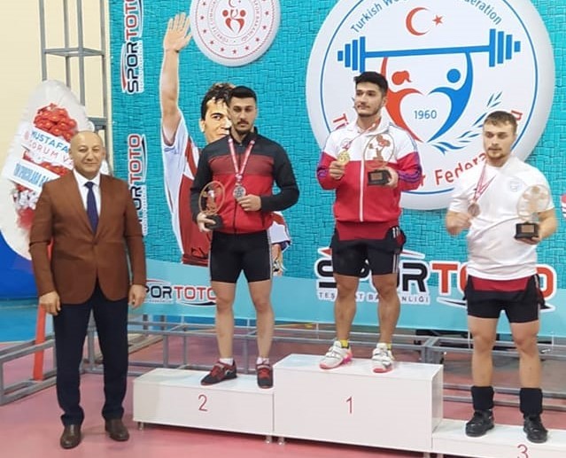 Erzincanlı halterci Türkiye ikincisi oldu #erzincan