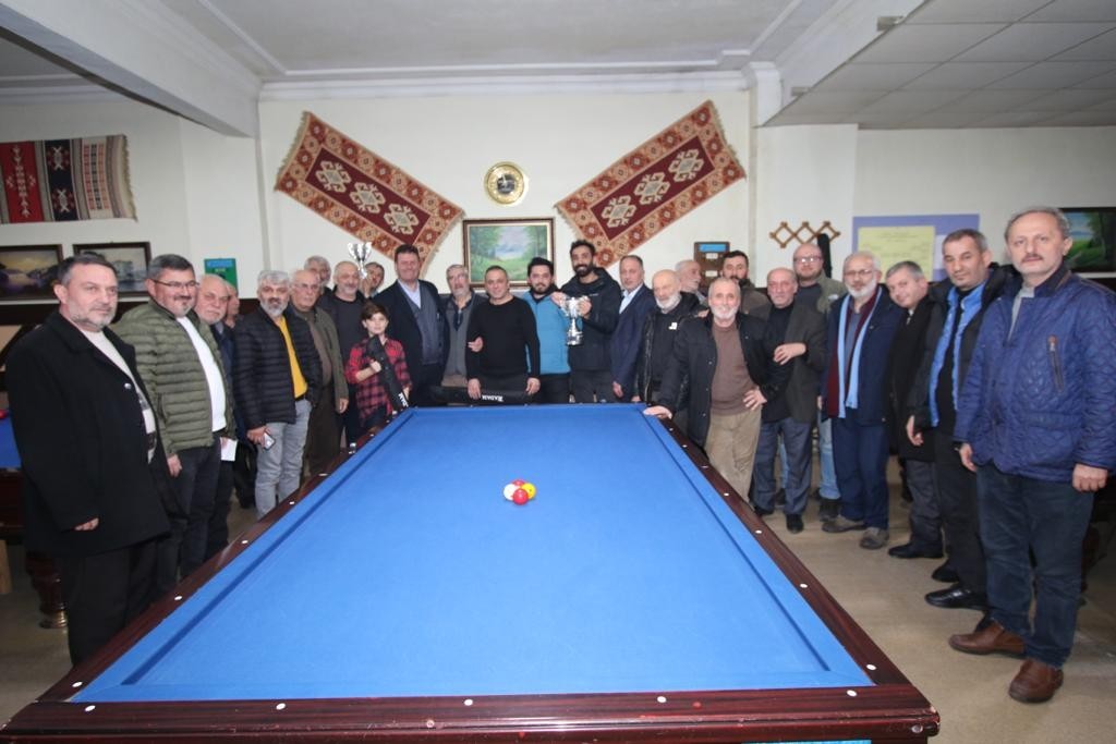 Akyazı Belediyesi bilardo turnuvası tamamlandı