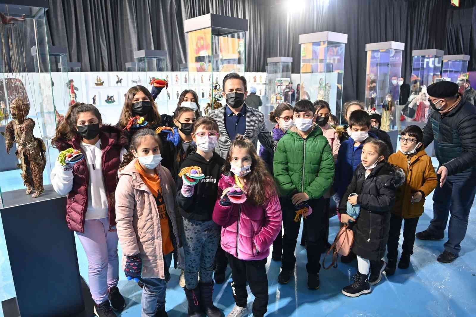 Dünya Kukla Festivali’ni 10 bin çocuk ziyaret etti #istanbul