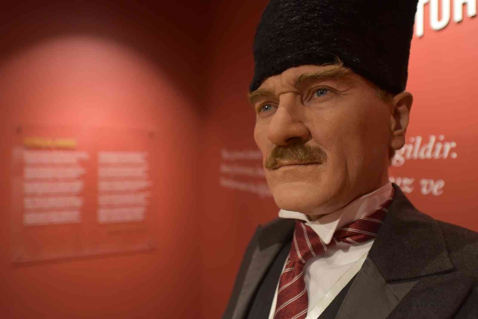 Atatürk Evi’ne ziyaretçi akını