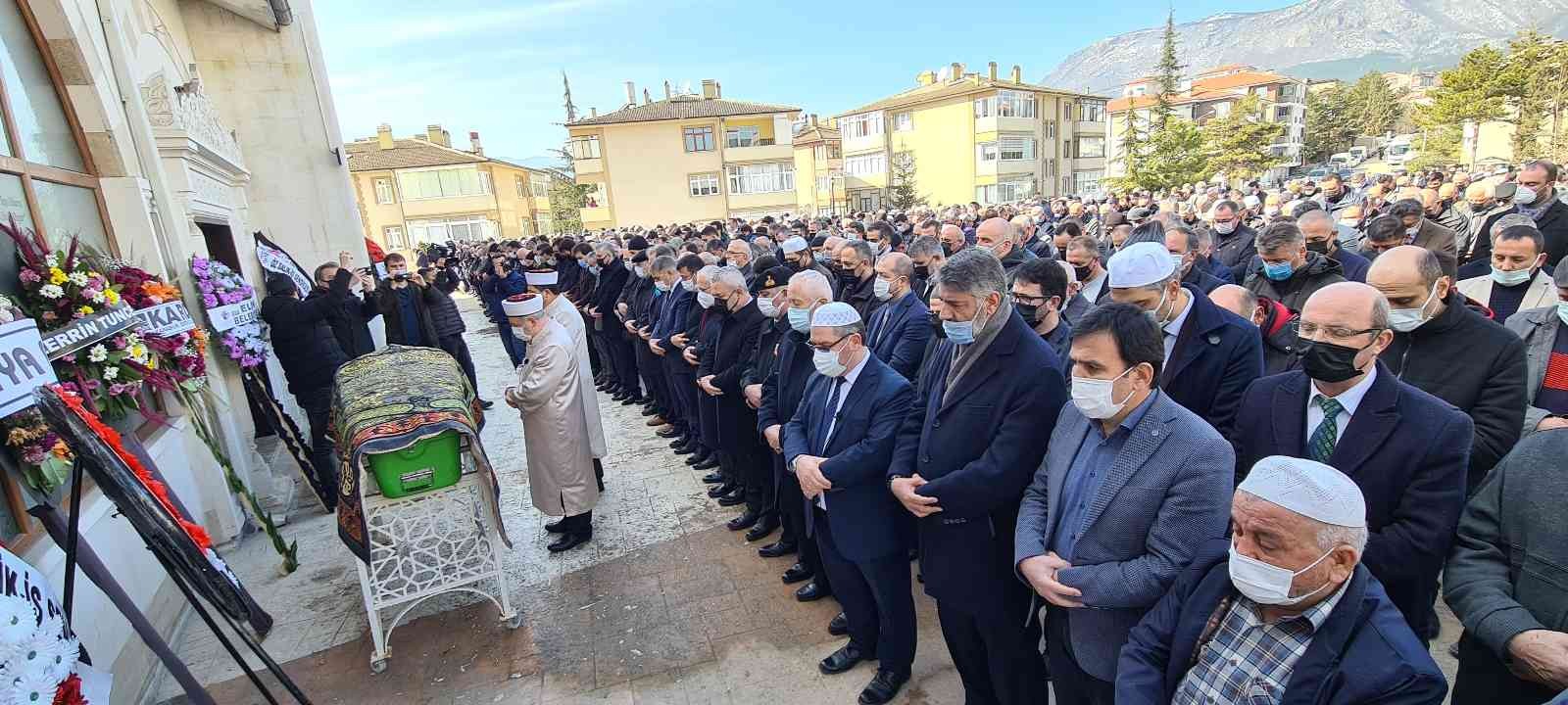 AK Parti Dış İlişkiler Başkan Yardımcısı Ceylan’ın acı günü