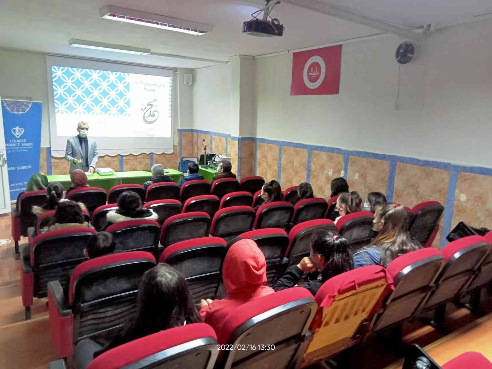 Simav’da Mevlid-i Nebi yarışmasına katılacak öğrenciler bilgilendirildi #kutahya