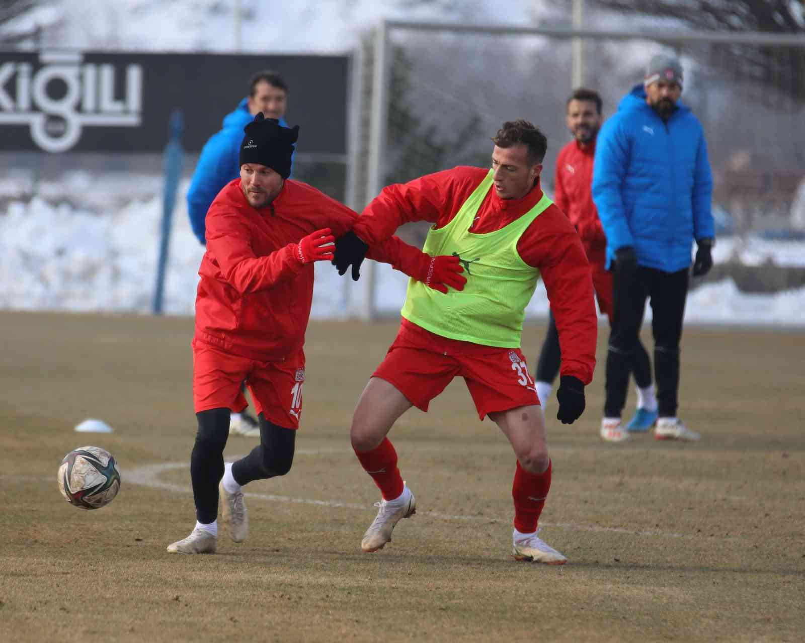 Sivasspor, Karagümrük maçı hazırlıklarını tamamladı #sivas