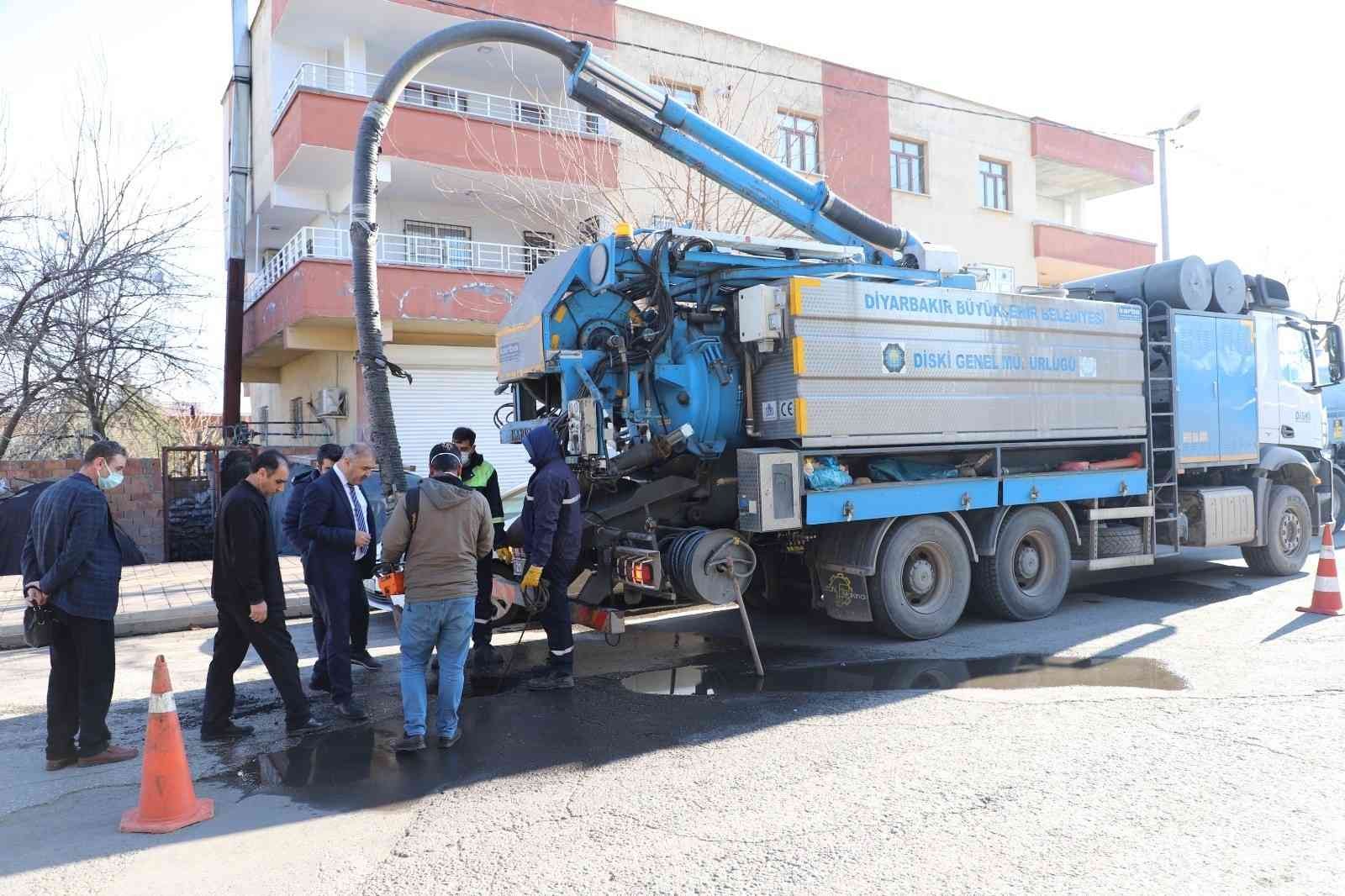 DİSKİ ekiplerince 200 bin metre kanalizasyon hattı temizliği #diyarbakir
