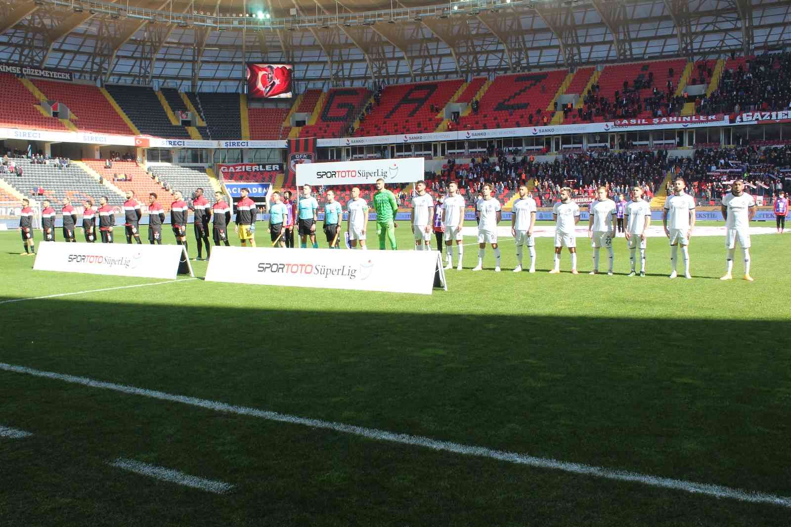 Spor Toto Süper Lig: Gaziantep FK: 0 - Adana Demirspor: 1 (Maç devam ediyor) #gaziantep
