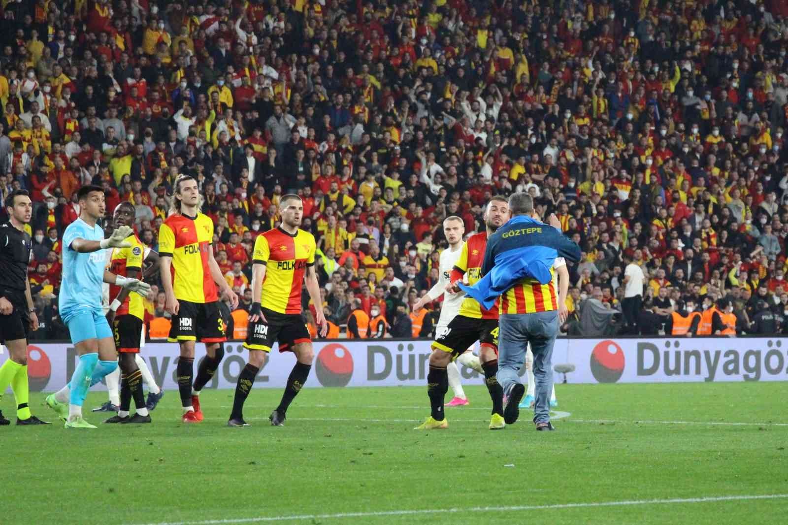 Spor Toto Süper Lig: Göztepe: 2 - Galatasaray: 3 (Maç Sonucu) #izmir