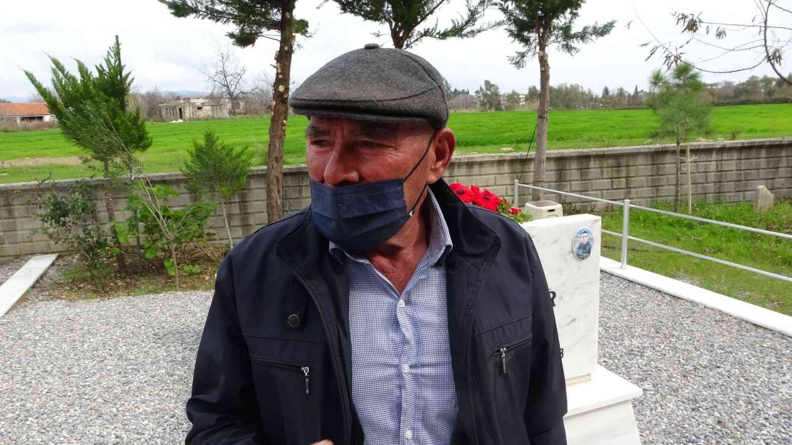 Şehit Sözleşmeli Er Cumali Gür, mezarı başında anıldı #antalya