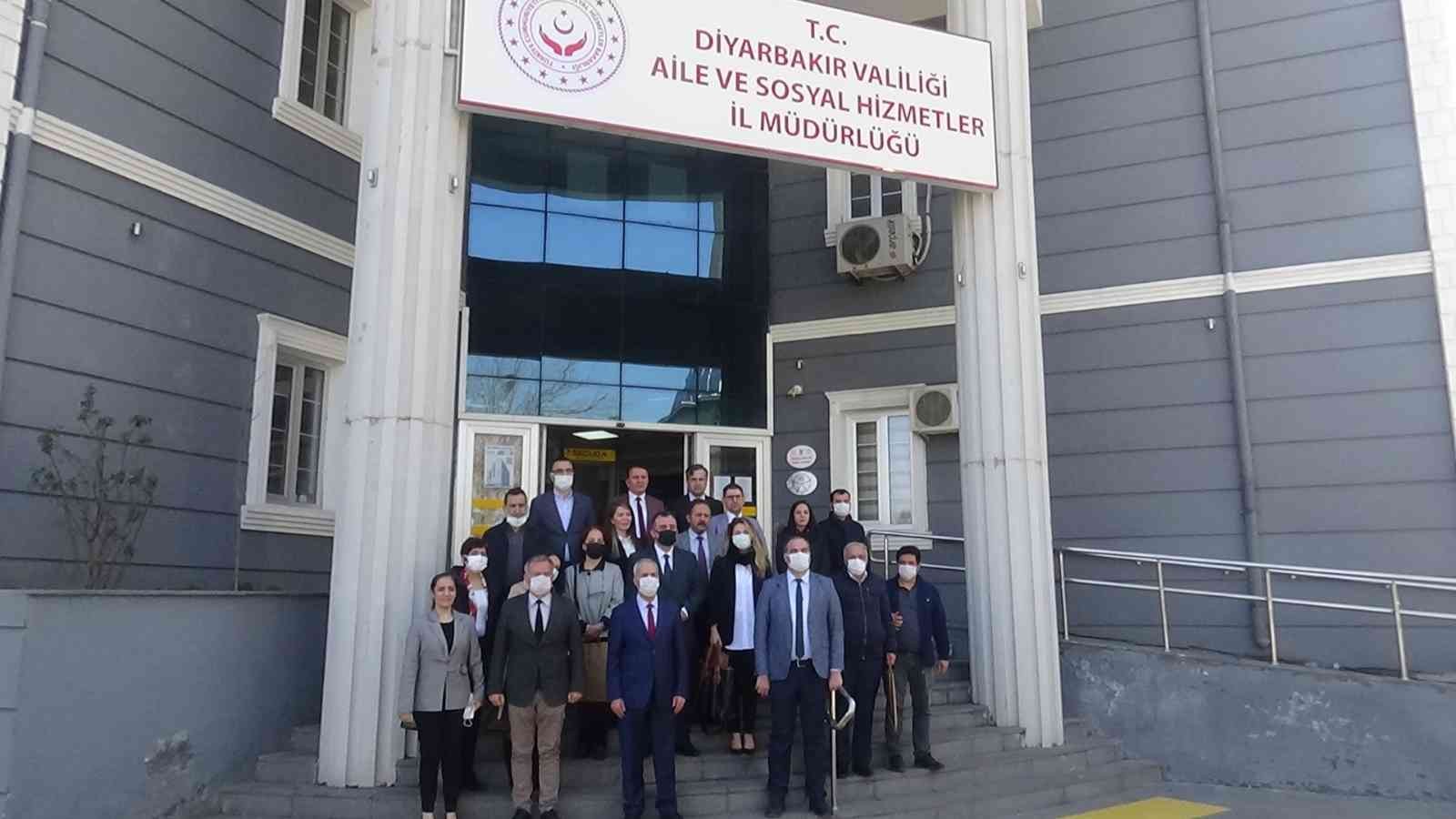 Diyarbakır’da denetlenen bin 24 kurum ve kuruluştan 37’sine ’erişilebilirlik logosu’ verildi #diyarbakir