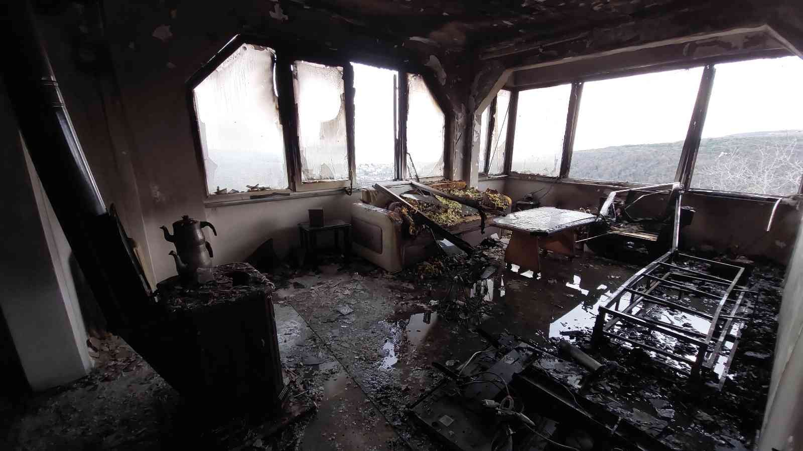 Samsun’da sobadan çıkan kıvılcım evi yaktı
