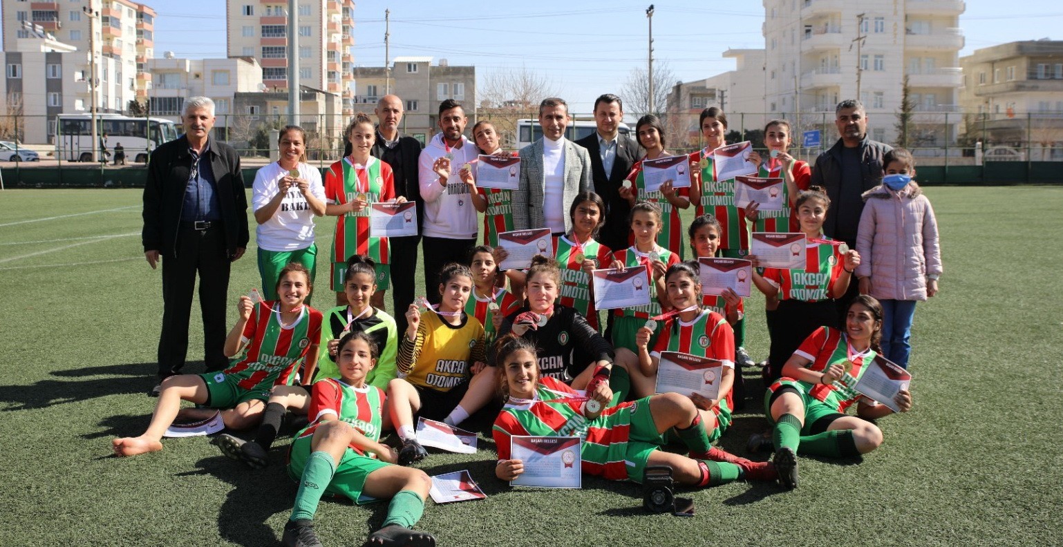 Kızlar ve erkekler futbol yarı final maçları sona erdi #adiyaman