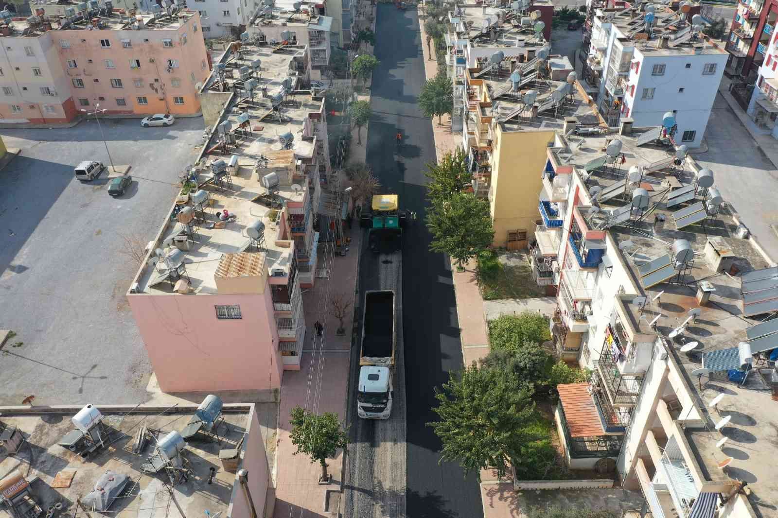 Büyükşehir Belediyesi, Akbelen’de üç caddeyi yeniledi