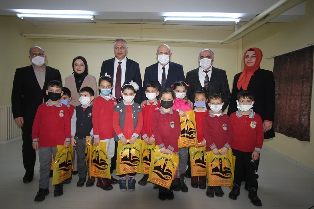 Bayburt’ta “Her Sınıfa Bir Şehit ve Gazi” projesinin tanıtımı yapıldı #bayburt