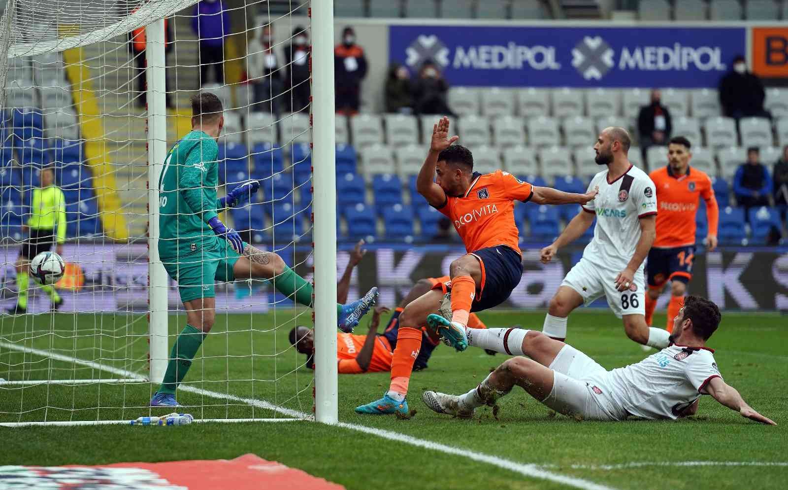 Trezeguet’ten 3 maçta 3 gol #istanbul
