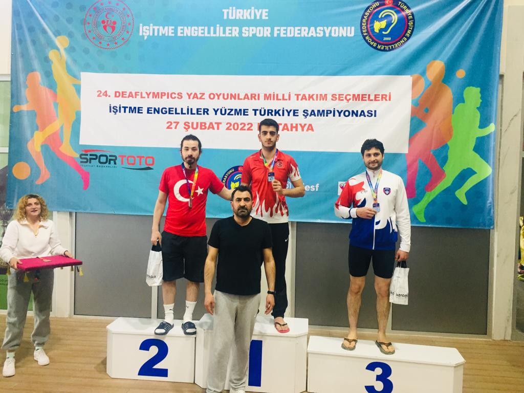 Elazığlı sporculardan yüzmede 7 madalya #elazig