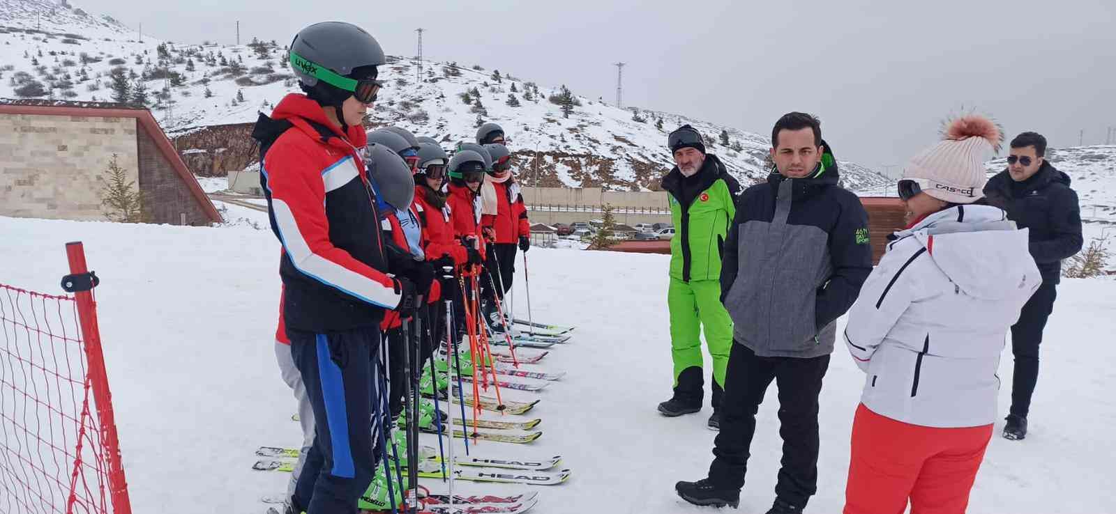 Kabadüzlü öğrenciler, Kayak yarışmalarında Ordu’yu temsil edecekler #ordu