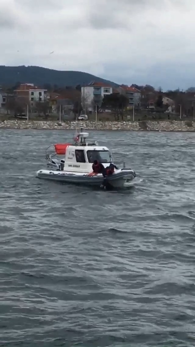 Ukrayna’dan ailesinin yanına gelen Türk öğrenci feribottan denize atlayarak hayatını kaybetti